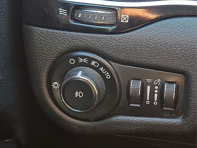 2019 Jeep Cherokee Altitude