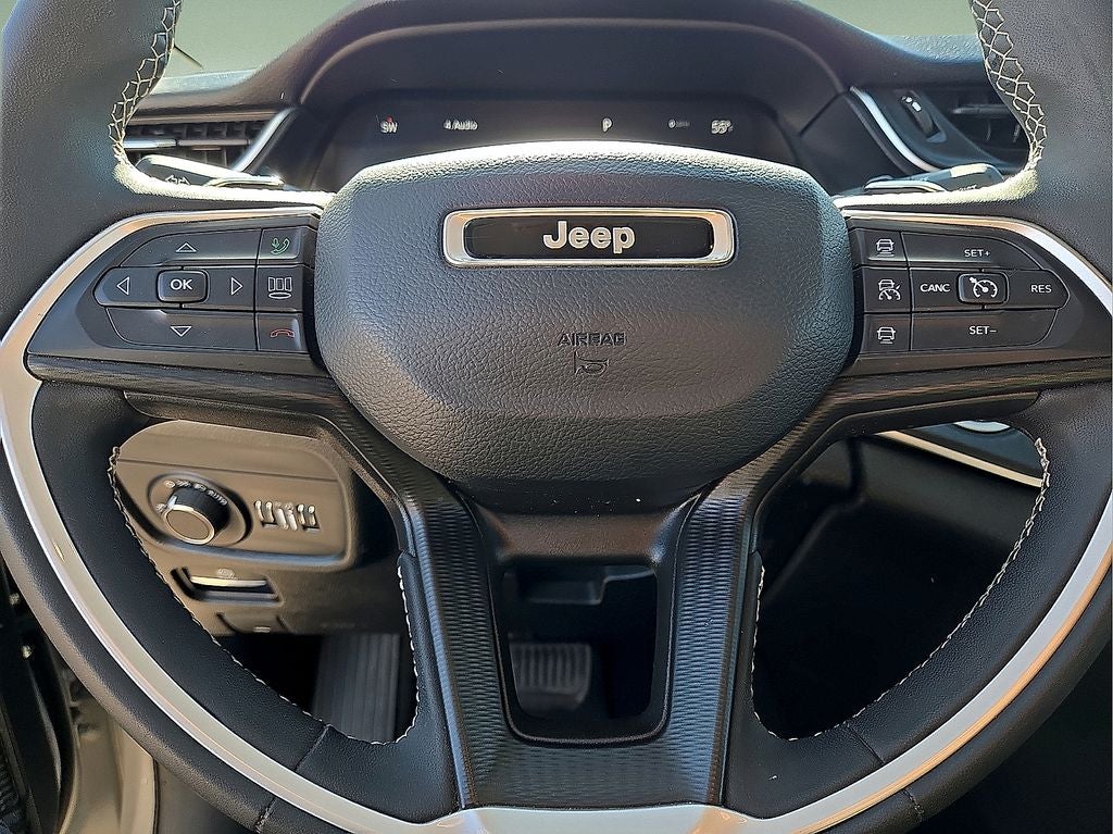 2023 Jeep Grand Cherokee L Laredo