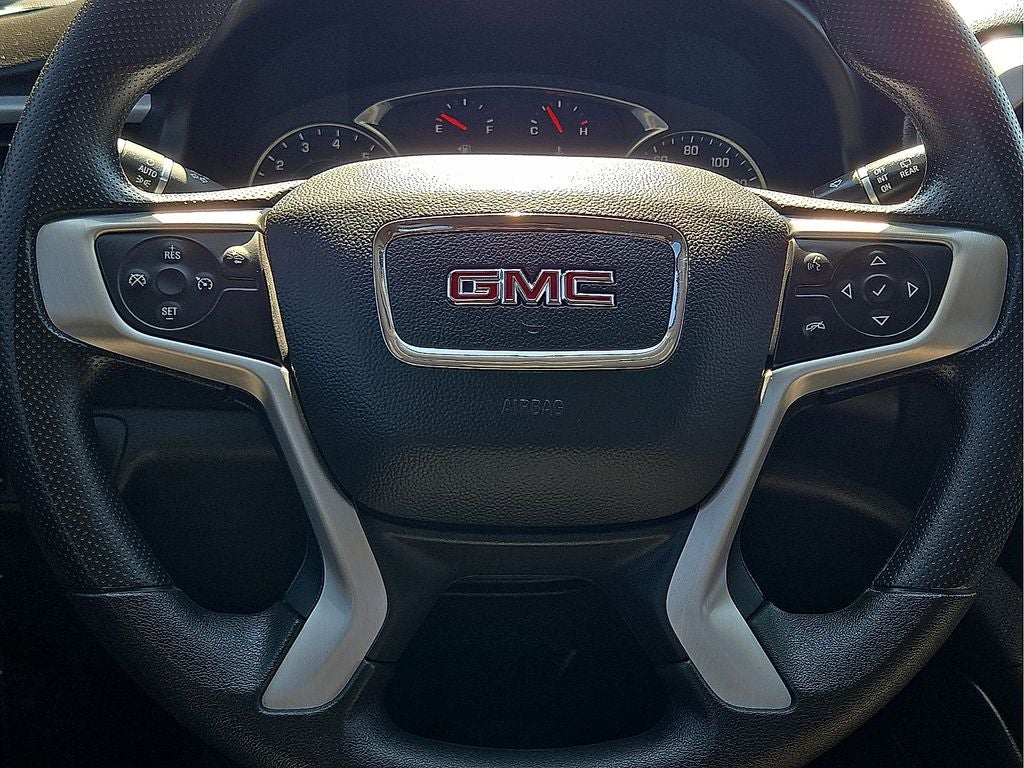 2022 GMC Acadia SLE