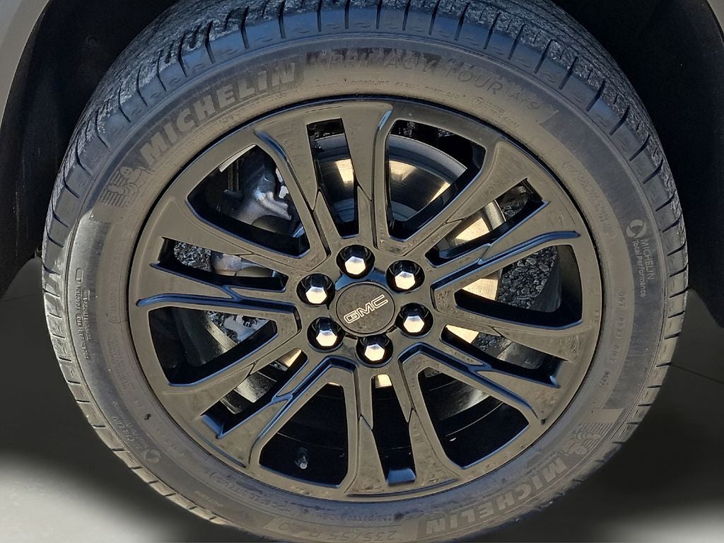 2022 GMC Acadia SLE