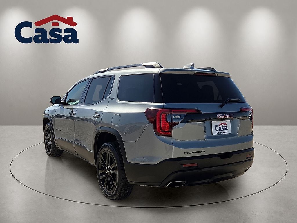 2023 GMC Acadia SLT