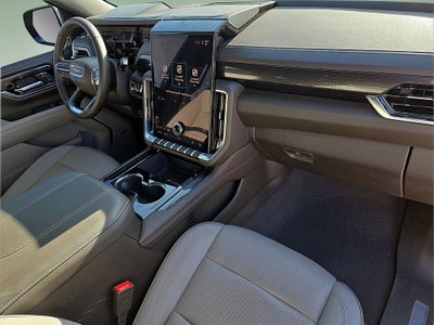 2025 GMC Yukon Elevation