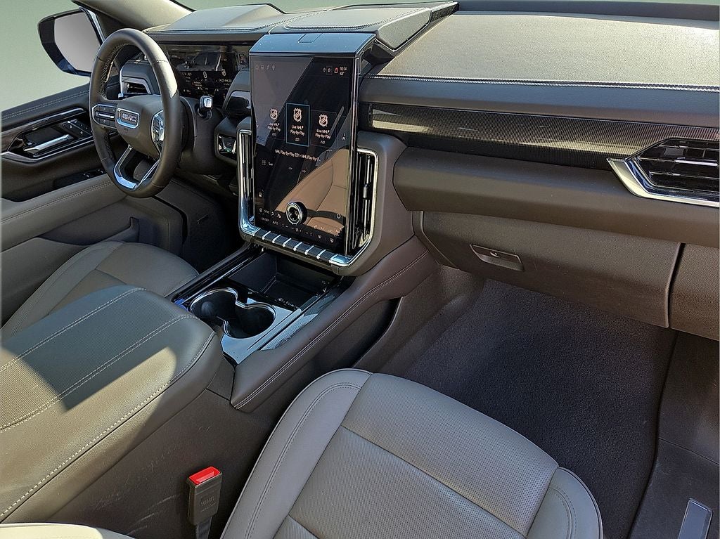 2025 GMC Yukon Elevation