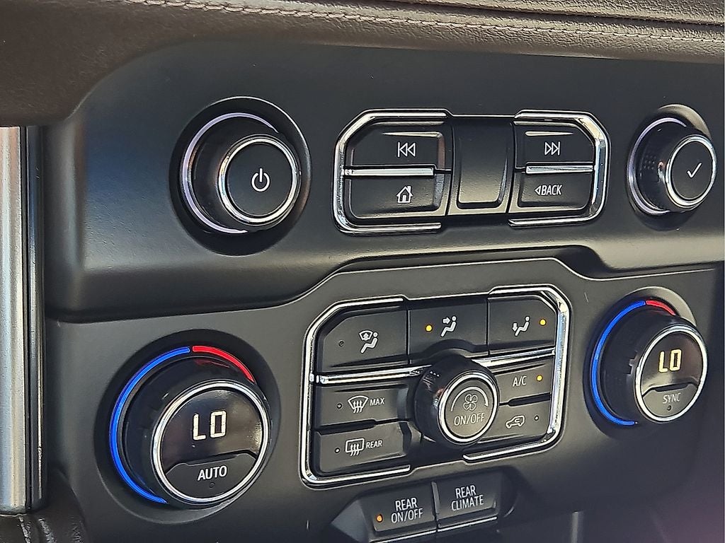2023 Chevrolet Tahoe LS