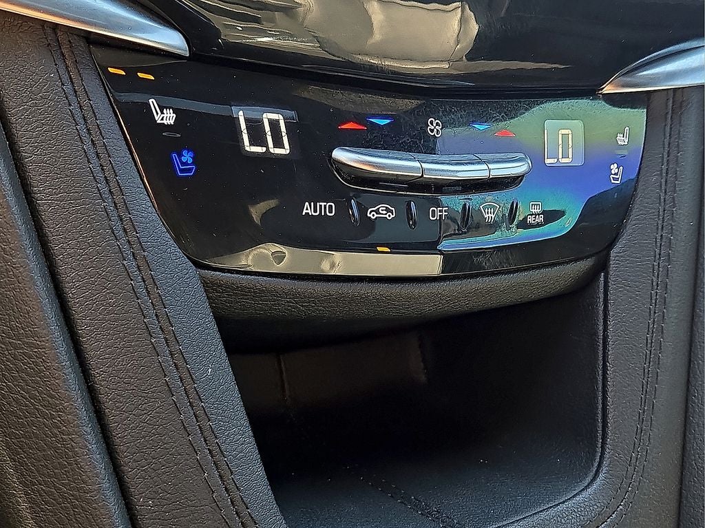 2025 Cadillac XT6 Sport