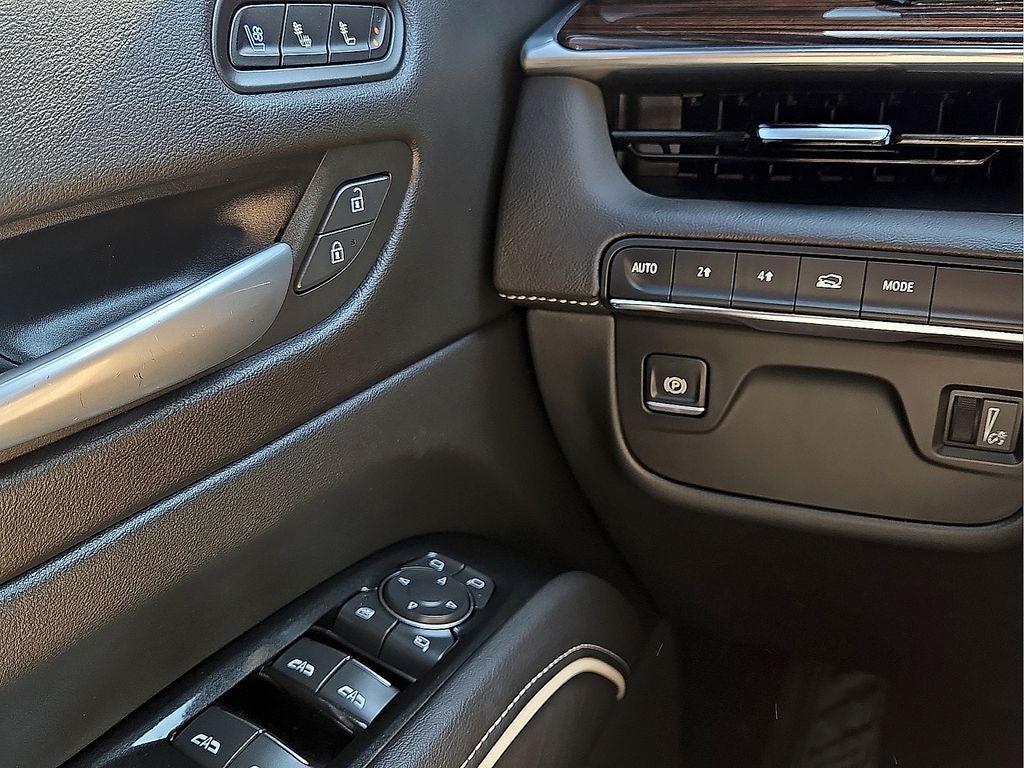 2024 Cadillac Escalade ESV Premium