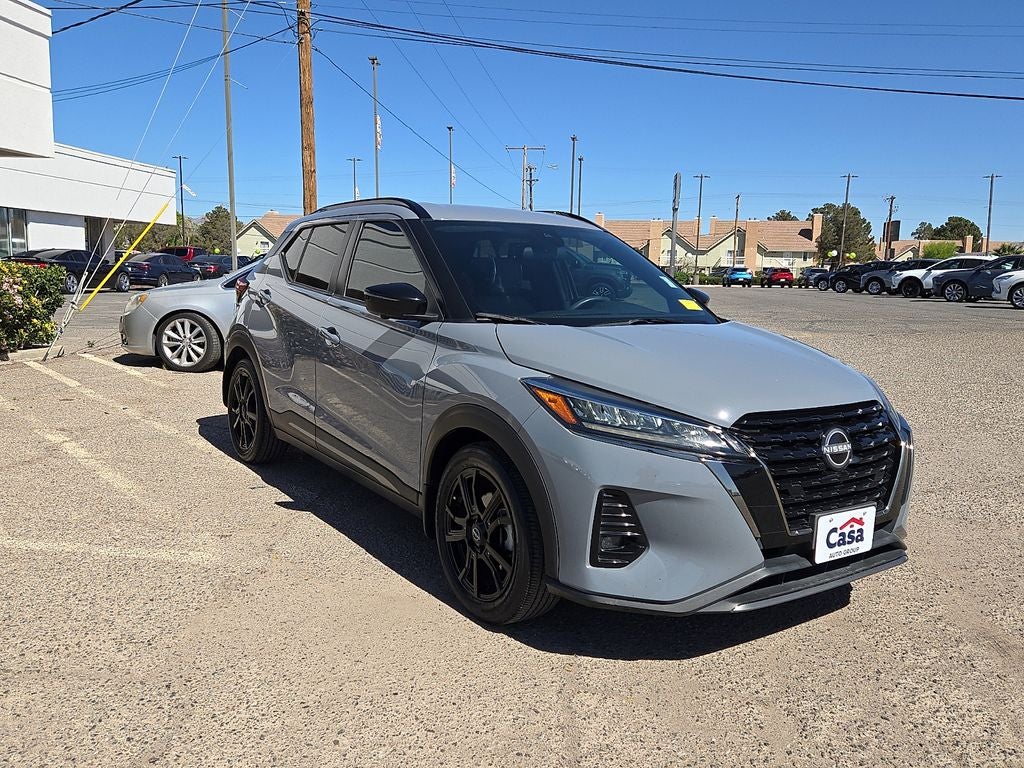 2023 Nissan Kicks SR