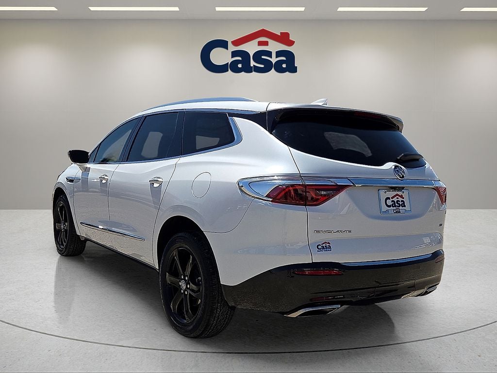2023 Buick Enclave Essence