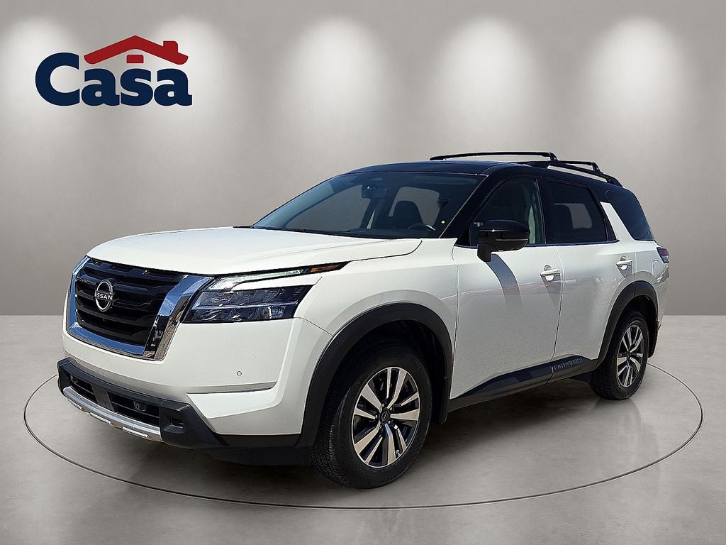 2024 Nissan Pathfinder SL