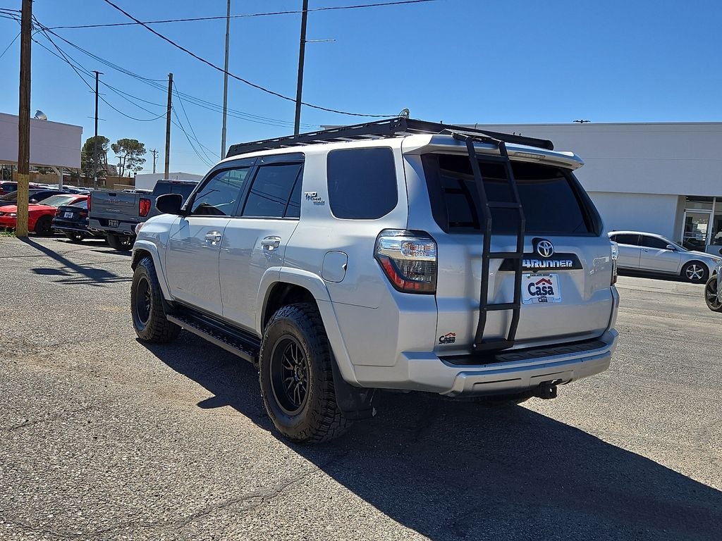 2022 Toyota 4Runner TRD Off-Road