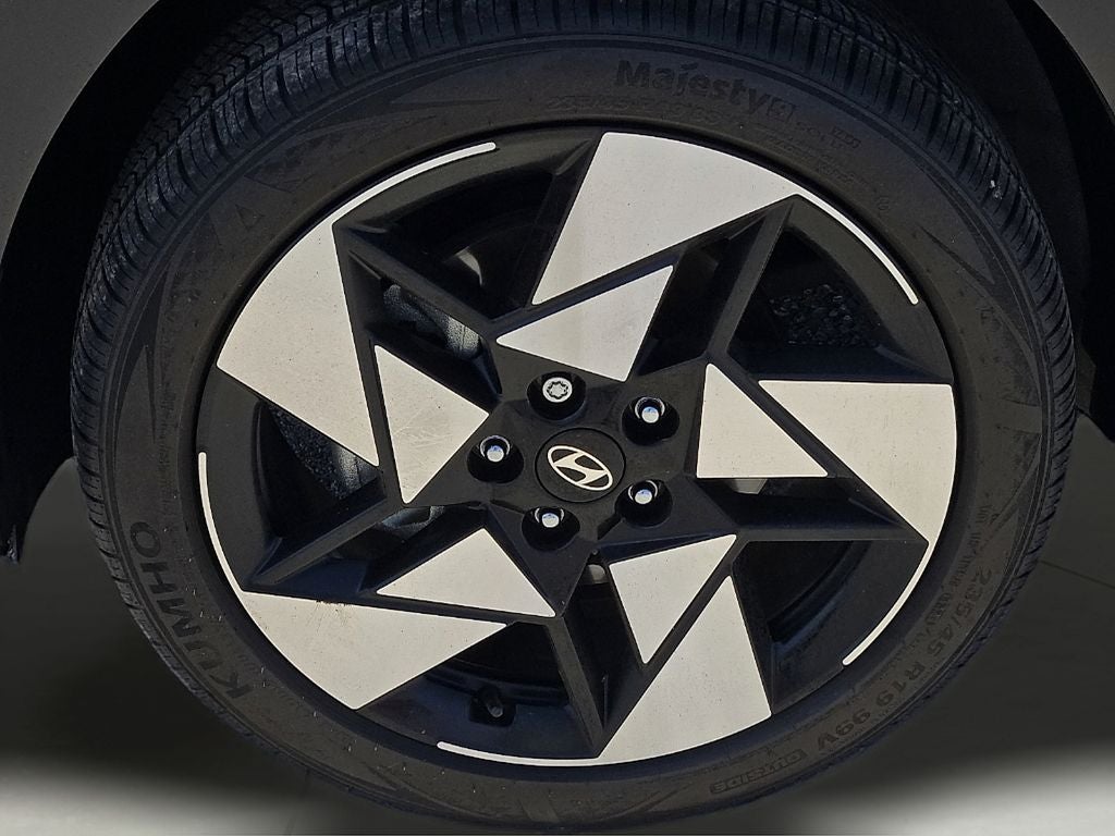 2025 Hyundai Kona Limited