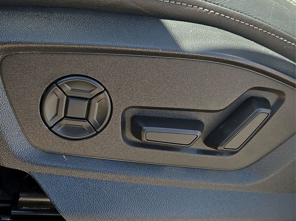 2023 Audi Q8 55 Premium Plus quattro