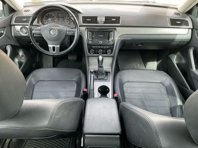 2015 Volkswagen Passat 1.8T SE