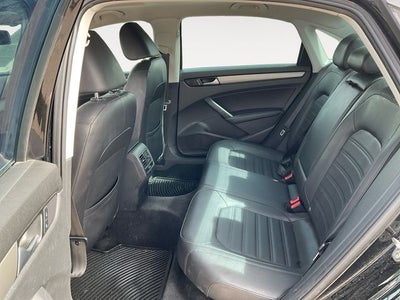 2015 Volkswagen Passat 1.8T SE