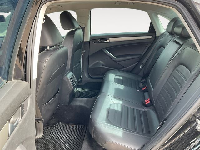 2015 Volkswagen Passat 1.8T SE