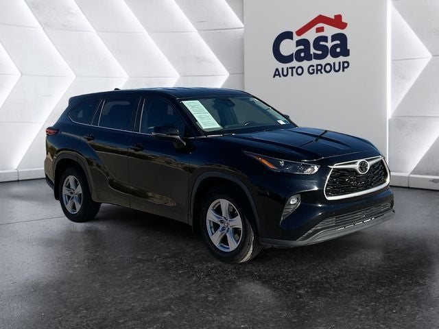 2023 Toyota Highlander LE