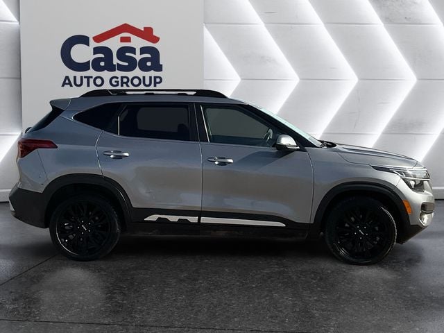 2022 Kia Seltos Nightfall