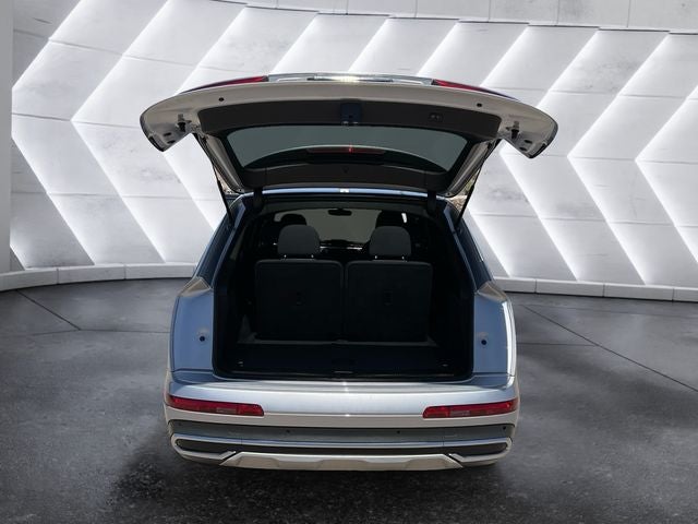 2021 Audi Q7 Premium Plus
