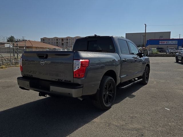 2023 Nissan Titan SV