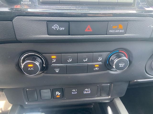 2024 Nissan Frontier SV