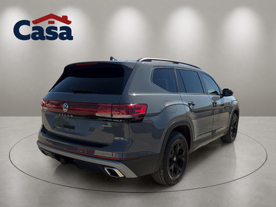 2024 Volkswagen Atlas 2.0T Peak Edition SEL