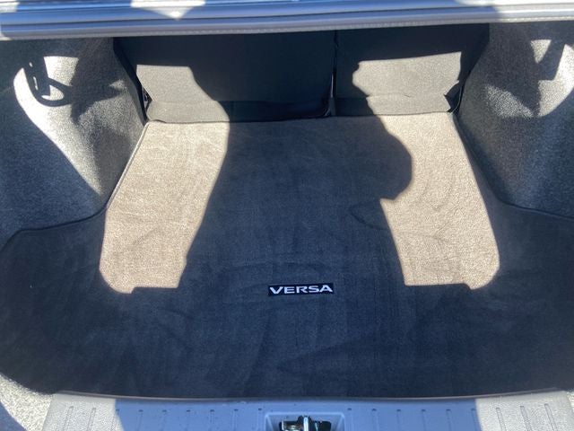 2022 Nissan Versa 1.6 SV NISSAN CERTIFIED