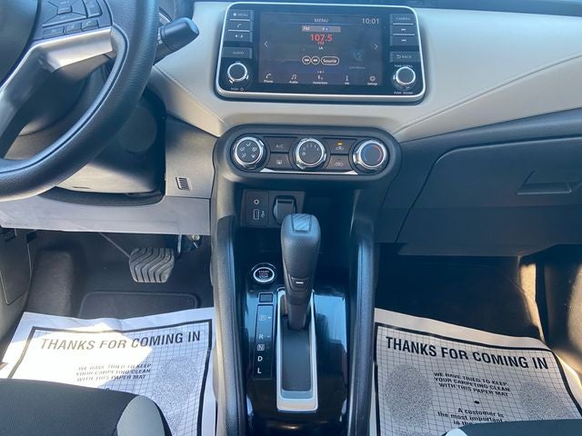 2022 Nissan Versa 1.6 SV NISSAN CERTIFIED