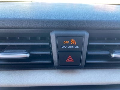 2022 Nissan Versa 1.6 SV NISSAN CERTIFIED