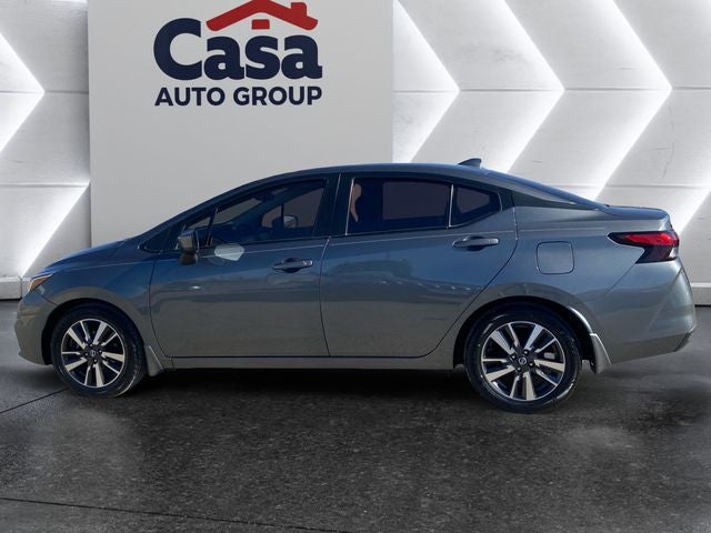 2022 Nissan Versa 1.6 SV NISSAN CERTIFIED