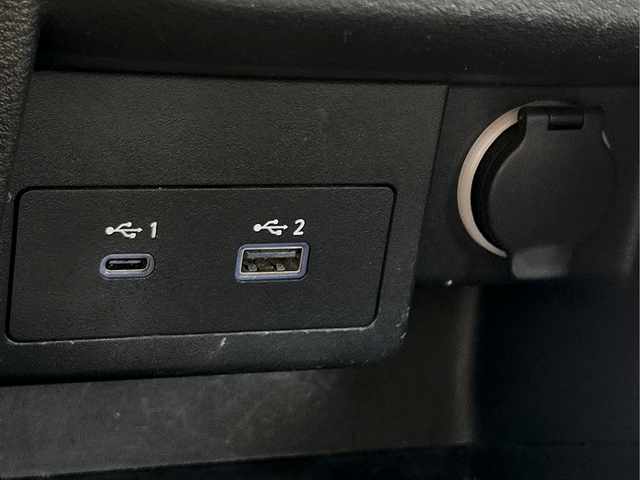 2024 Nissan Kicks SR Nissan Certified