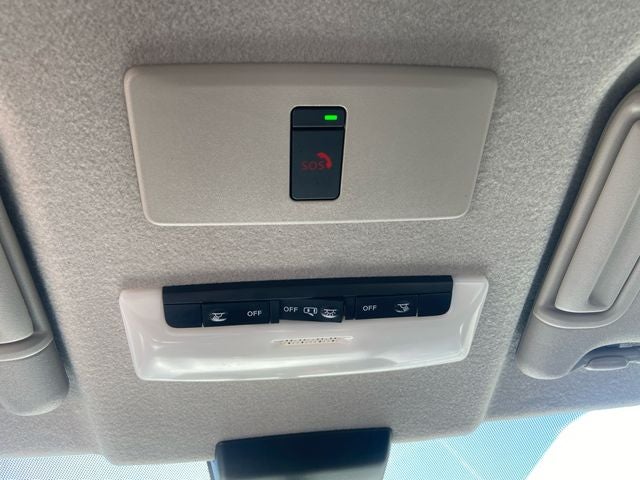 2021 Nissan Kicks SR Nissan Certified