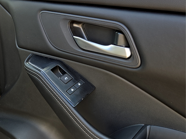 2025 Nissan Rogue SV Nissan Certified