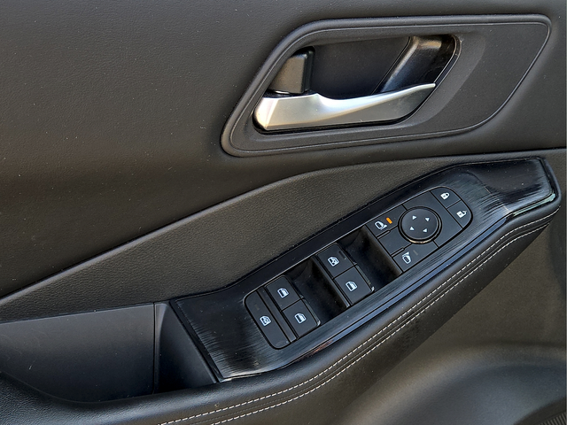 2025 Nissan Rogue SV Nissan Certified