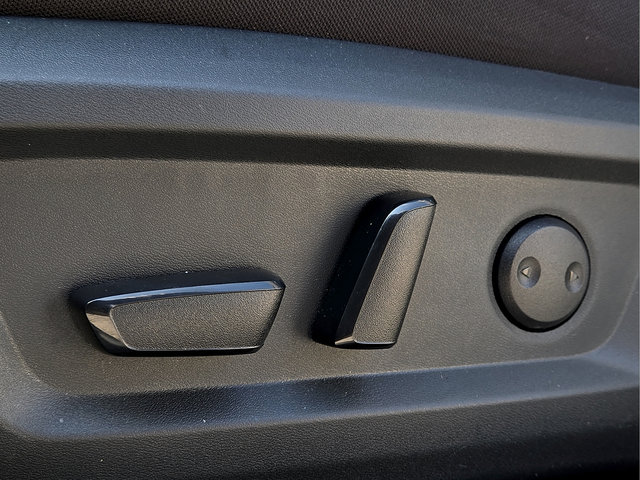 2025 Nissan Rogue SV Nissan Certified