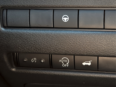 2025 Nissan Rogue SV Nissan Certified