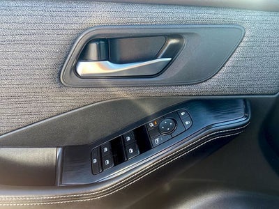 2022 Nissan Rogue SV Nissan Certified Select