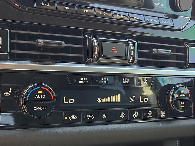 2024 Nissan Pathfinder SL Nissan Certified