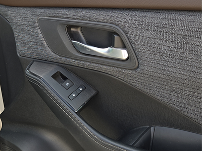 2023 Nissan Rogue SV Nissan Certified