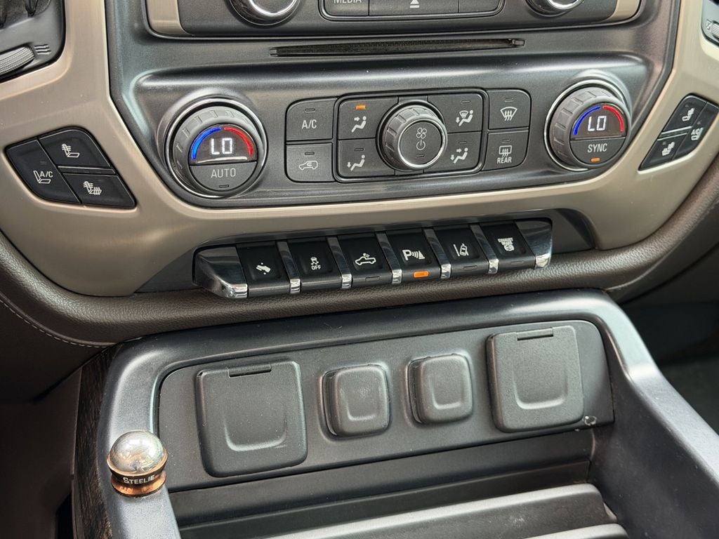 2015 GMC Sierra 2500HD Denali