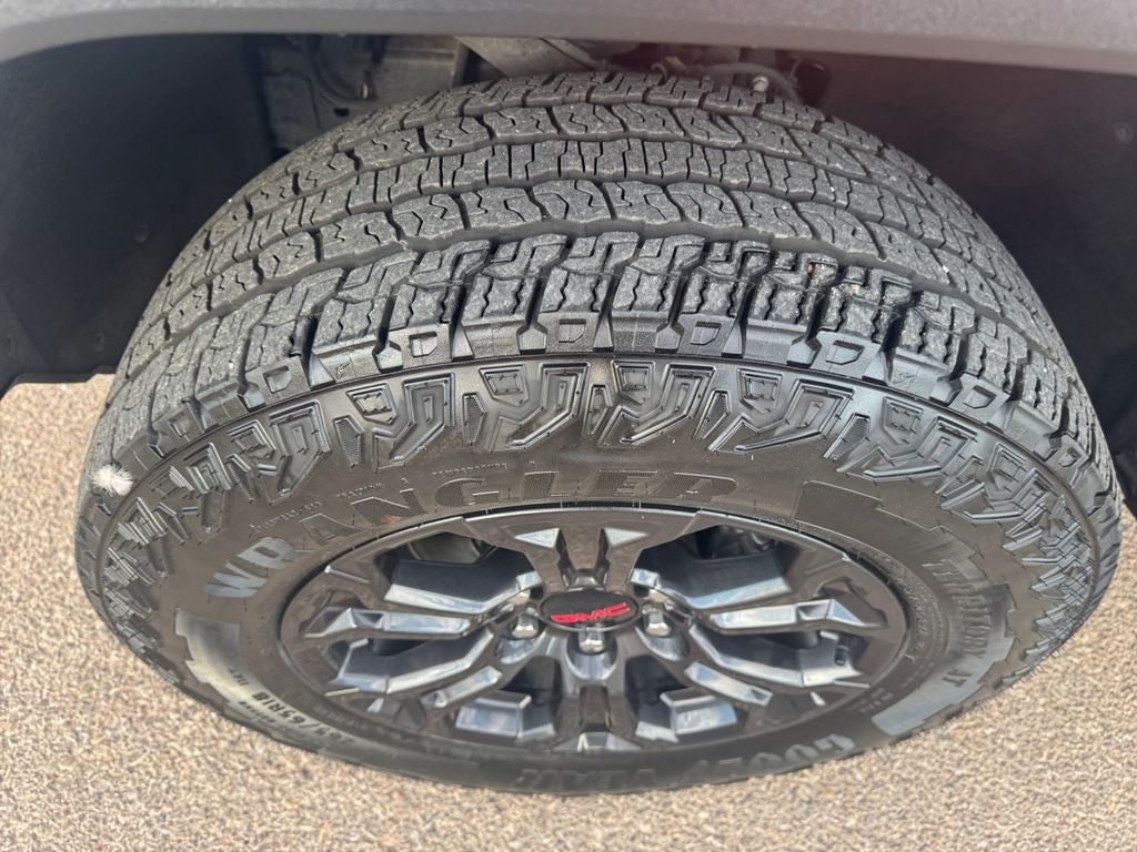 2024 GMC Canyon Elevation