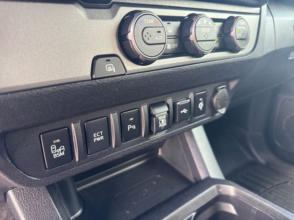 2022 Toyota Tacoma TRD Sport V6
