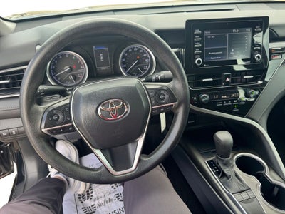 2022 Toyota Camry LE