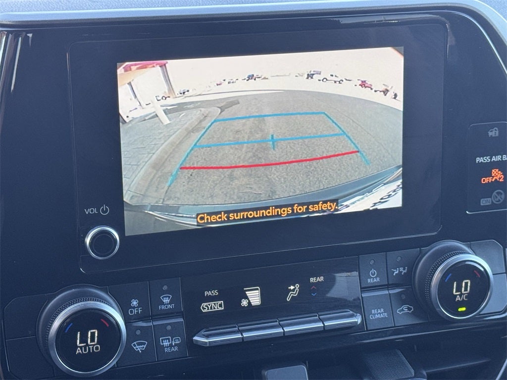 2023 Toyota Highlander LE