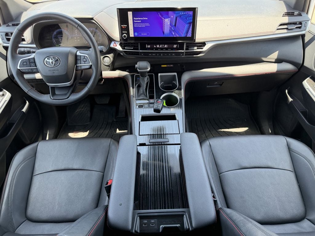 2025 Toyota Sienna XSE 7 Passenger