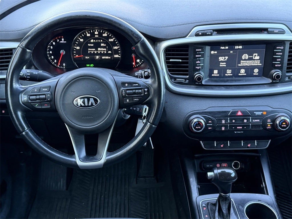 2017 Kia Sorento LX