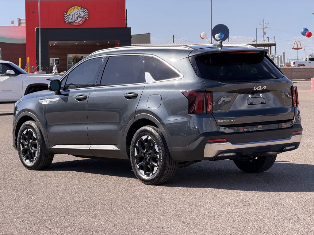 2025 Kia Sorento S
