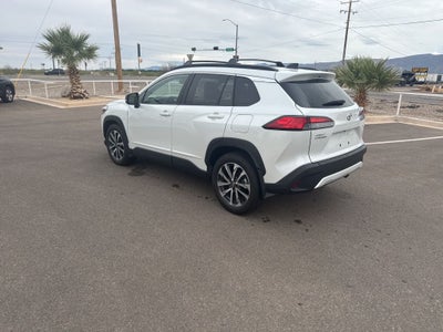 2025 Toyota Corolla Cross XLE