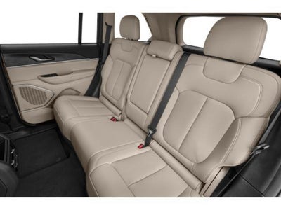 2024 Jeep Grand Cherokee Laredo 4x4