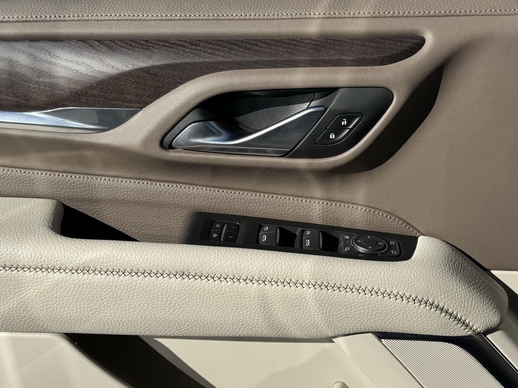 2022 GMC Yukon 4WD Denali