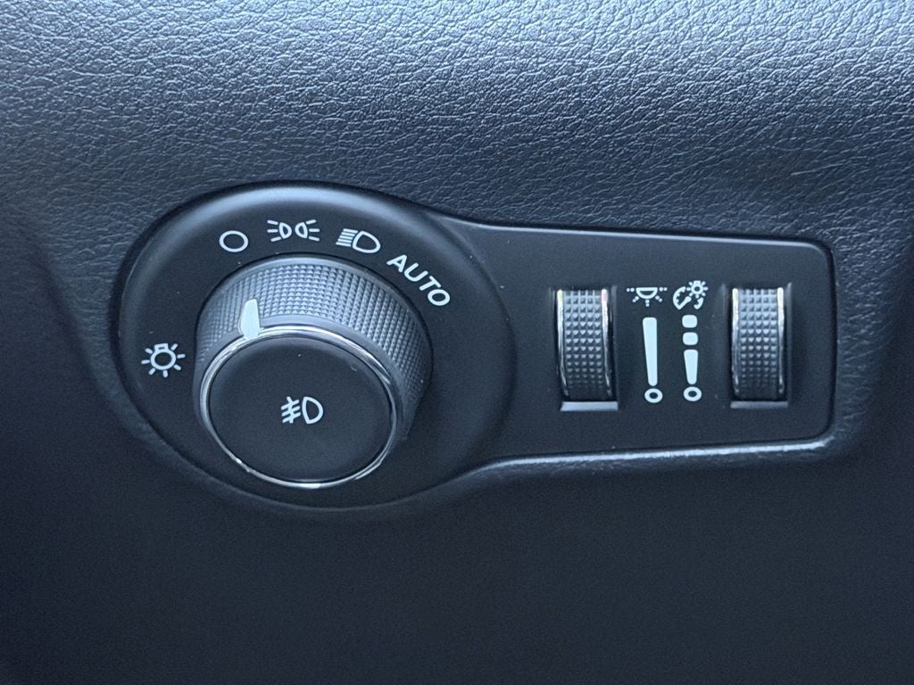 2024 Jeep Compass Latitude Lux FWD